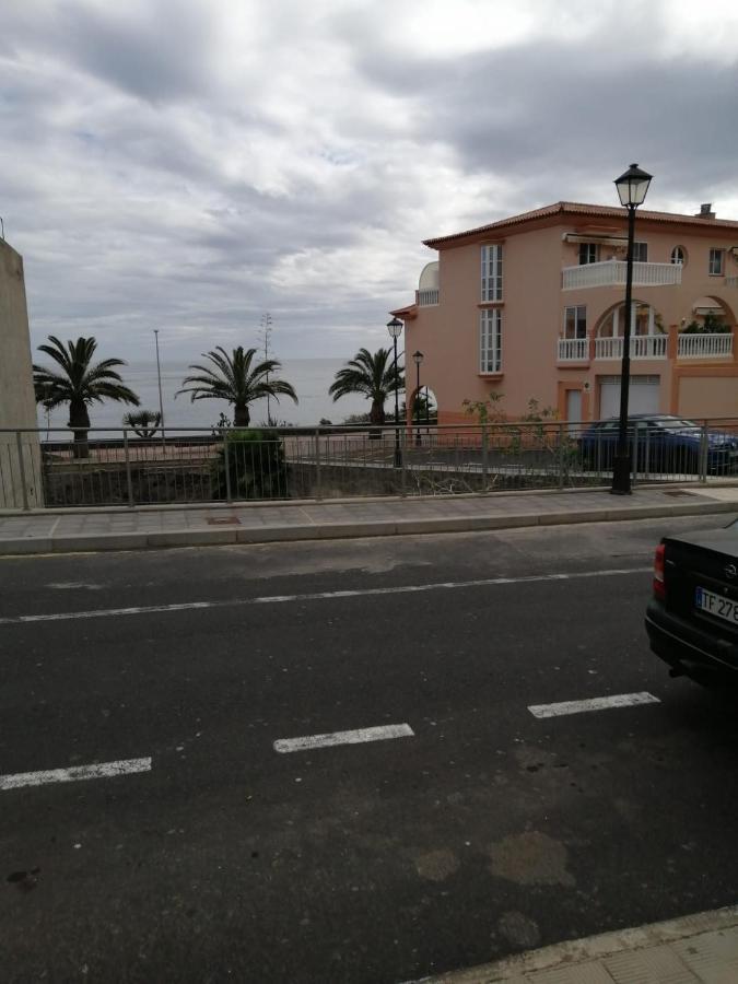 Vista Al Mar. Apartment Caleta de Interián Екстериор снимка